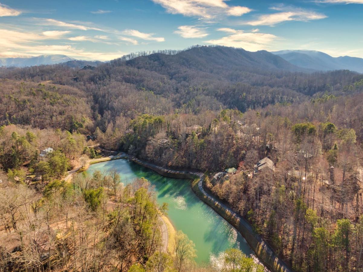 North Ridge Place Brand New Log Cabin With Hot Tub Great Location Sevierville Extérieur photo